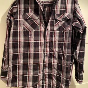 Men’s Plaid Button Down
